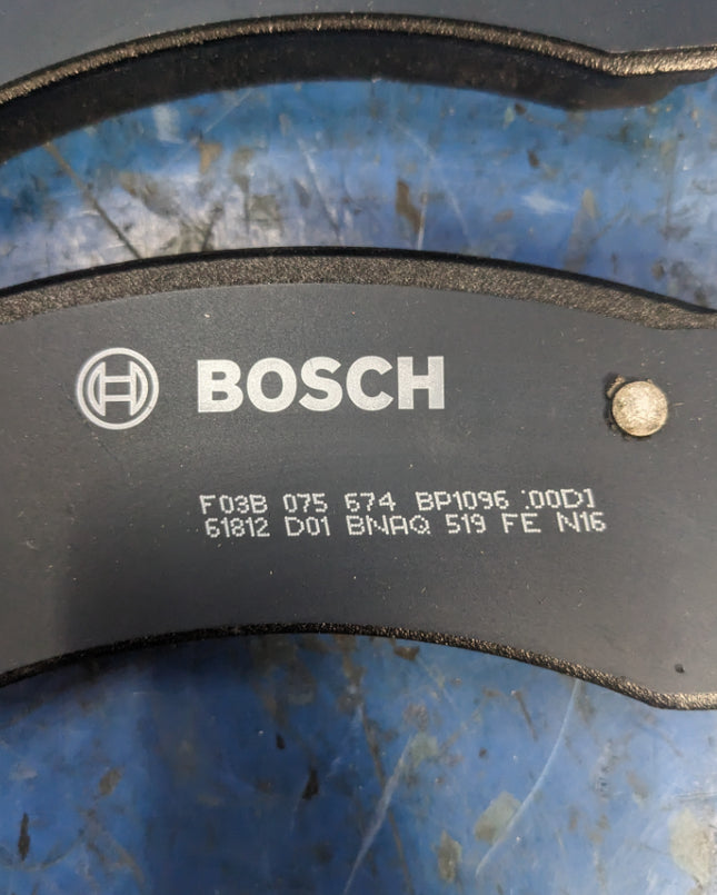 Bosch QuietCast Premium BP1096 DiscBrake Pad Set Rear