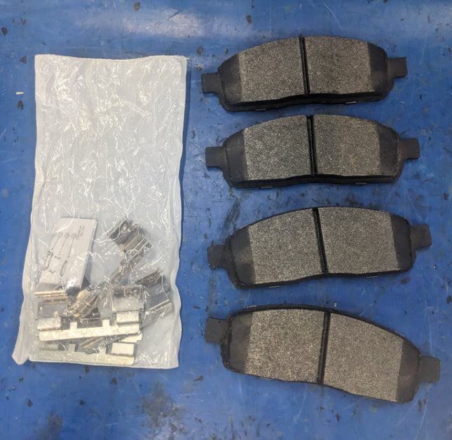 Bosch QuietCast Premium BP1011 Disc Brake Pad Set Front