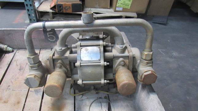 USED Graco Glutton Plunger Diaprhagm Pump 220-663 20