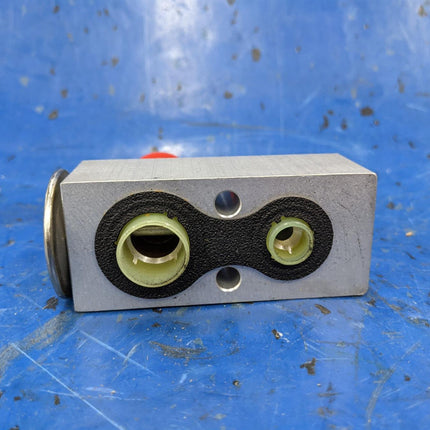 A/C Expansion Valve Mopar 04596318AA