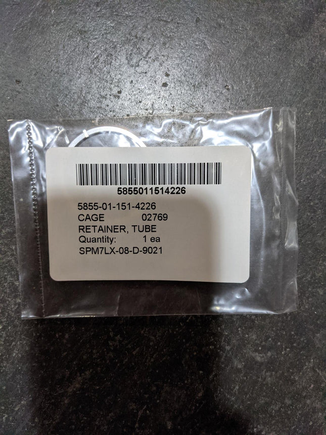 Tube Retainer 5855011514226 Military 447144016902