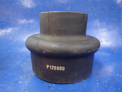 5.5" x 8" Rubber Hump Reducer Donaldson P129660 - getexcess