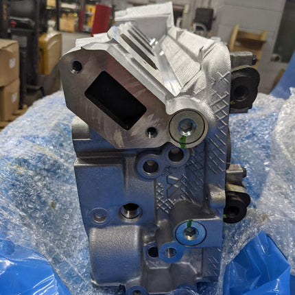 Right Cylinder Head Casting Assembly Cadillac Pontiac 4.6L Northstar V-8 GM 89017731 12585774