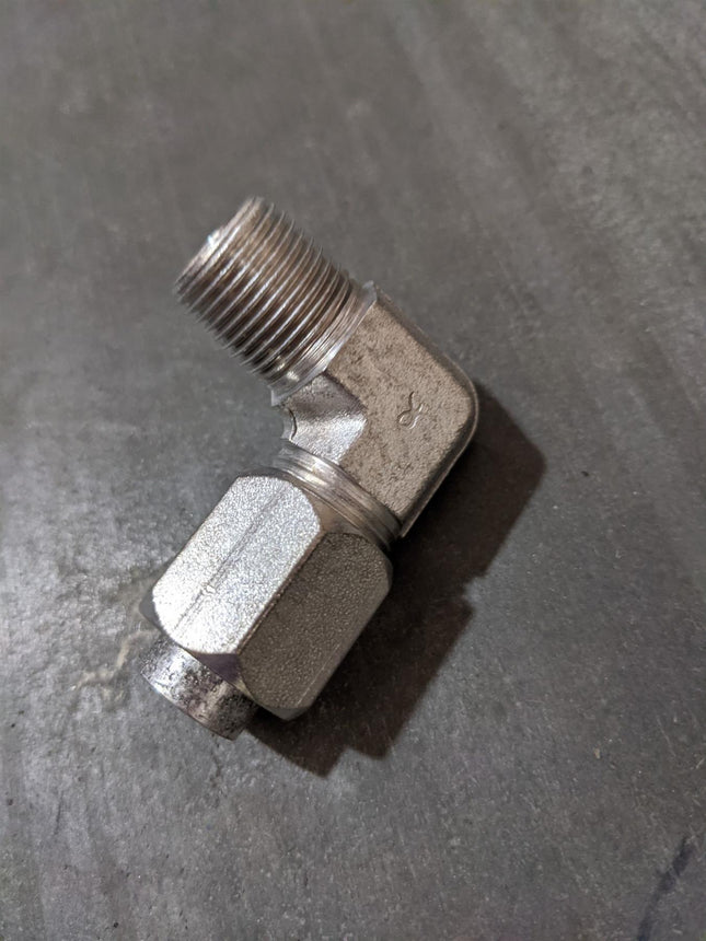 90 Elbow Fitting Pipe to Tube Hydraulic Hose Adapter MS51504A8 2024-6-8S 3/8-18 3/4-16