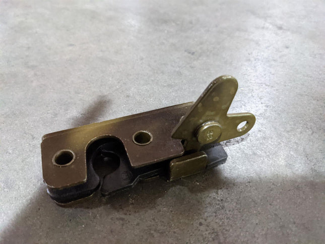 Hummer Door Latch 1 1/4 Ton RH Front LH Rear 12339880-2 3-400-R