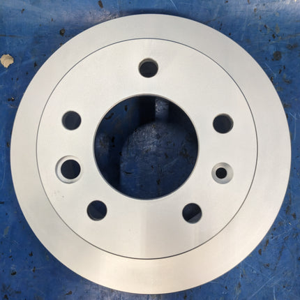 Bosch QuietCast Premium 16010526 Disc Brake Rotor Front