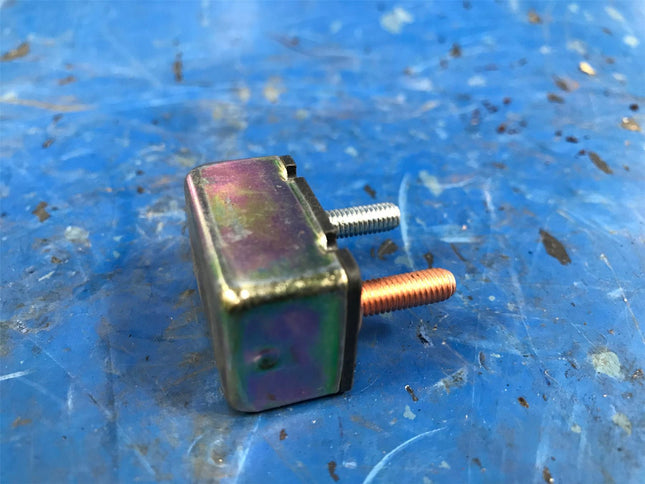 LOT OF (10) 12V T40 25A SHORTSTOP Circuit Breaker - getexcess