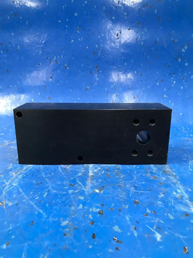 Valve Block FV-11323-V1 Manitowoc 81040677 - getexcess