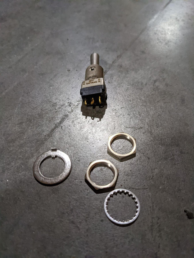 Toggle Switch Military Blackhawk Aircraft Hornet Harrier 5930009310516